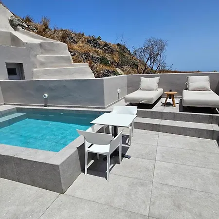 Daire Petroma Cave *