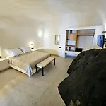 아파트 Petroma Cave Vourvoúlos