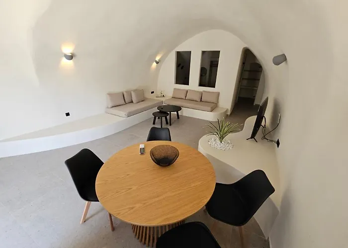 Petroma Cave 아파트 Vourvoúlos